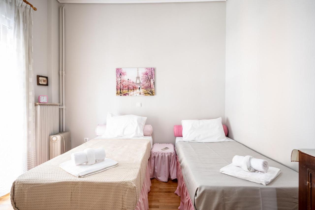 Family Apartment At Kalithea 2 Bedrooms 4 Pers 아테네 외부 사진