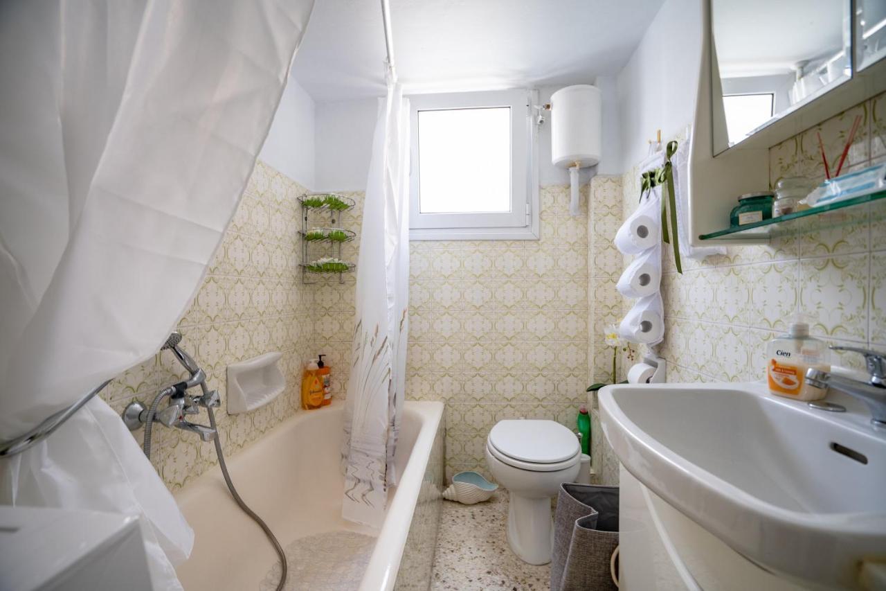Family Apartment At Kalithea 2 Bedrooms 4 Pers 아테네 외부 사진
